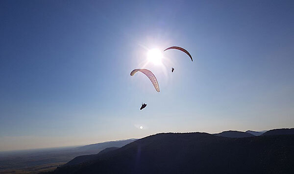 Gleitschirmspringer im Lamer Winkel